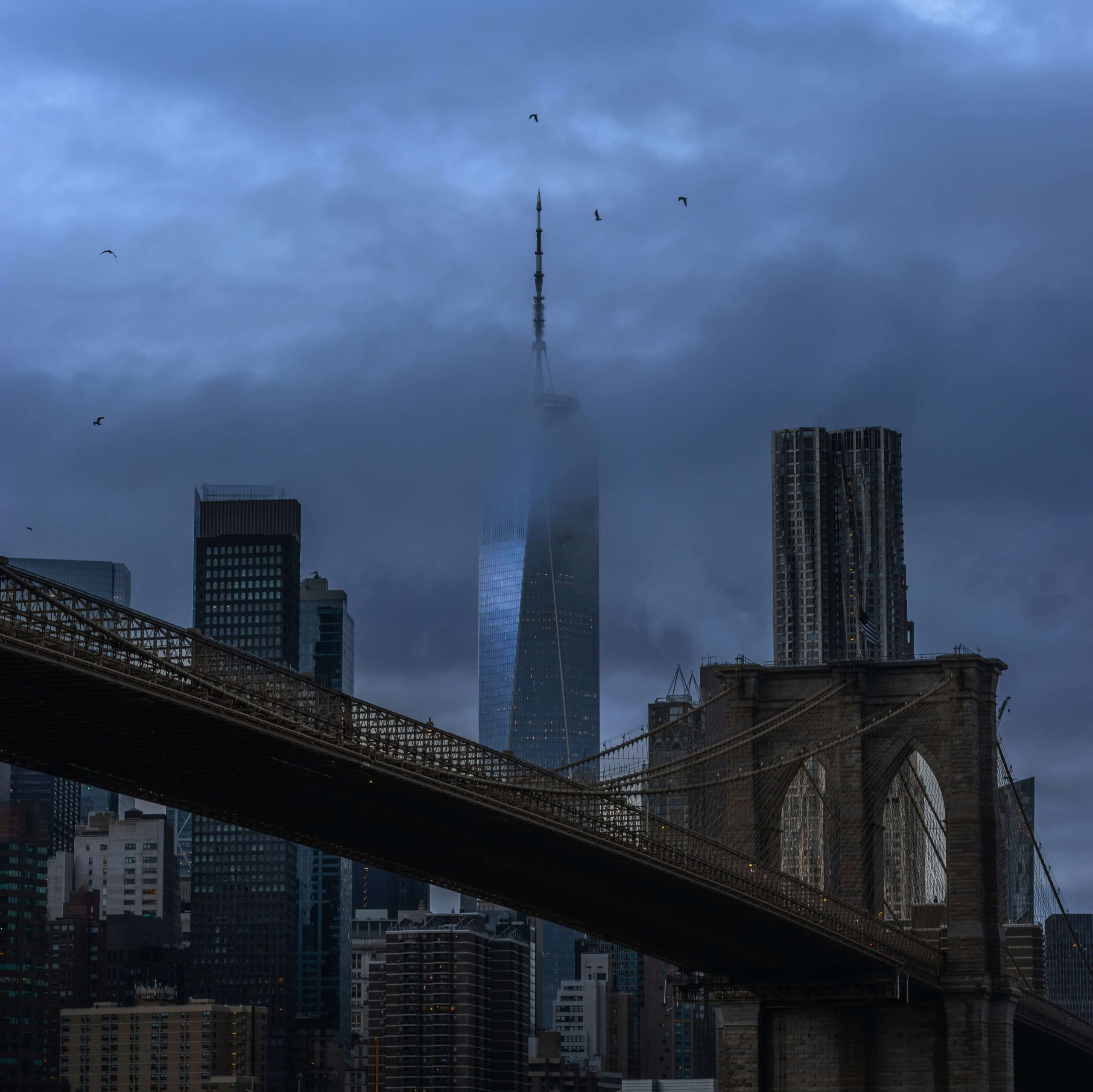 Brooklyn bridge with Manhattan in the background